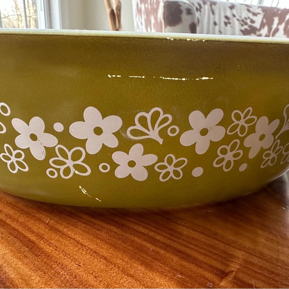 Vintage Pyrex 2.5 covered dish - Picture 4 of 7